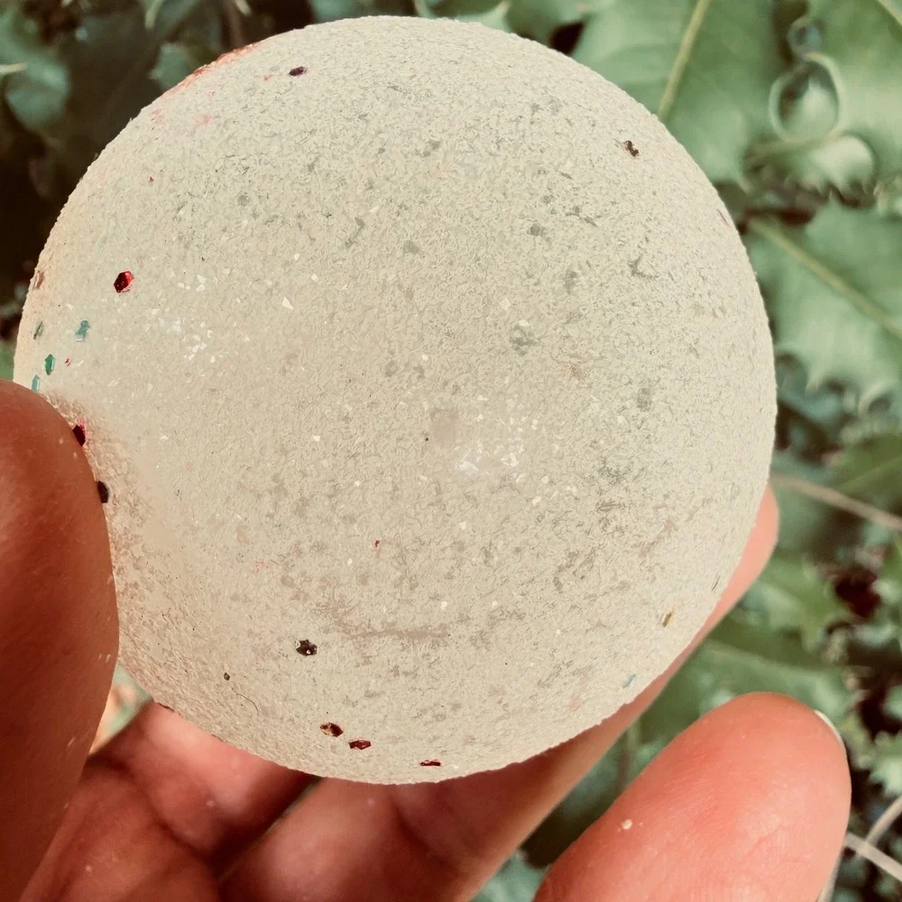 George Franke Cream Mica Rainbow Confetti Round Christmas Ornament 1930s-1950s